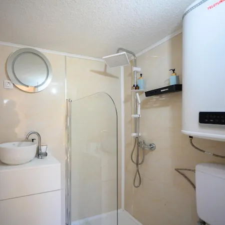 Sutjeska Glamping Domes *