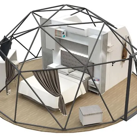 Sutjeska Glamping Domes Luxe tent *