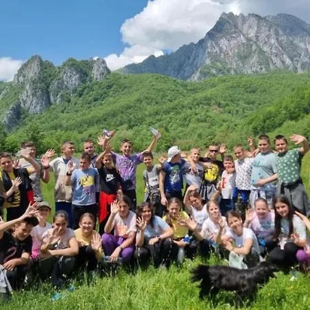 Sutjeska Glamping Domes